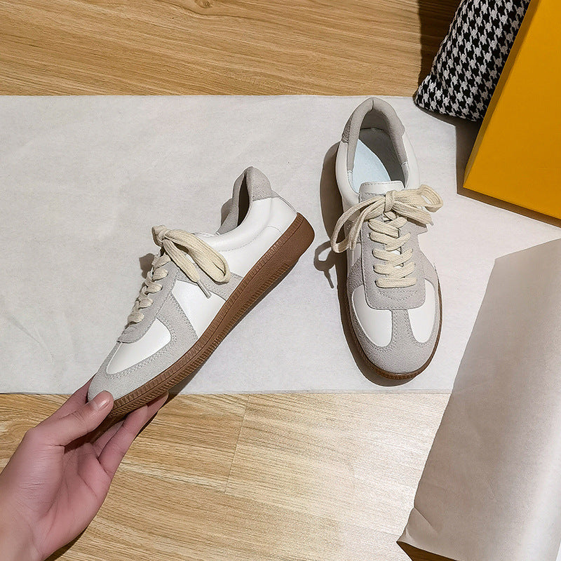 Retro Port-Facial Round-Tip Multi-Color Casual Sneakers with Lace-up Design, School Uniform Style White Sneakers for Women, Spring-Autumn Season